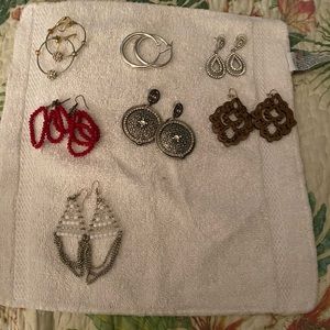 Assortment of 7 pair of earrings